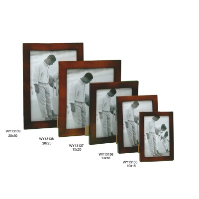 Κορνίζα ξύλινη καφέ WY13139