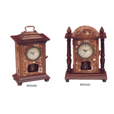 Ρολόι ξύλινο επιτραπέζιο με εκκρεμές
