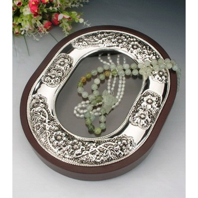 Επάργυρη Στεφανοθήκη