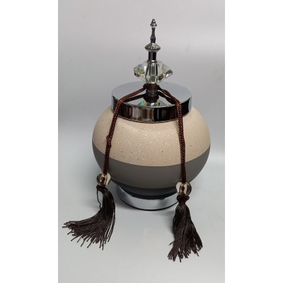 Κεραμικό Τζαρ Στρόγγυλο Ασημί/Ζαχαρί/Γκρί Με Μεταλλικό Καπάκι Με Διακοσμητική Φούντα 17x17x28εκ.