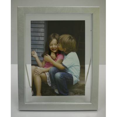 Κορνίζα Γυάλινη Με Ασημί Μεταλλικό Πλαίσιο 13x18cm