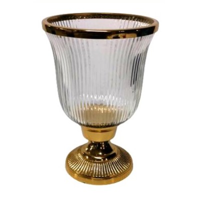 Γυάλινο Κηροπήγιο Με Μεταλλική Χρυσή Ραβδωτή Βάση 19x19x29cm