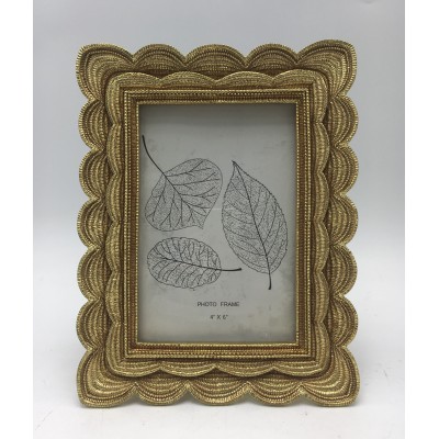 Κορνίζα Polyresin Χρυσή Ανάγλυφη 22225-46 10×15εκ.