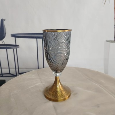 Διακοσμητικό Γυάλινο Βάζο Mε Μεταλλική Χρυσή Αντικέ Βάση & Στεφάνι 30x12cm